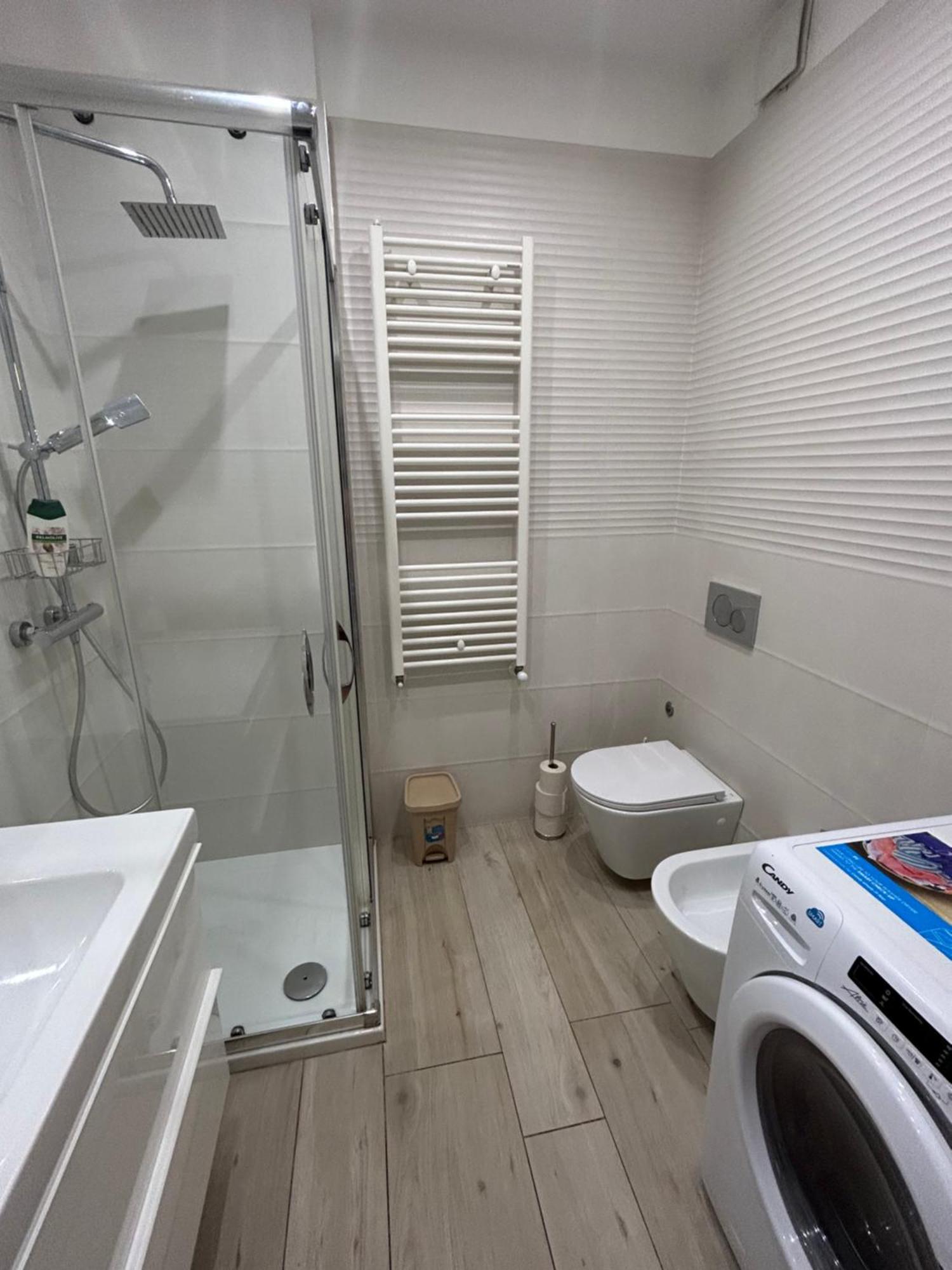 Central Modern Studio Bari Apartment ภายนอก รูปภาพ