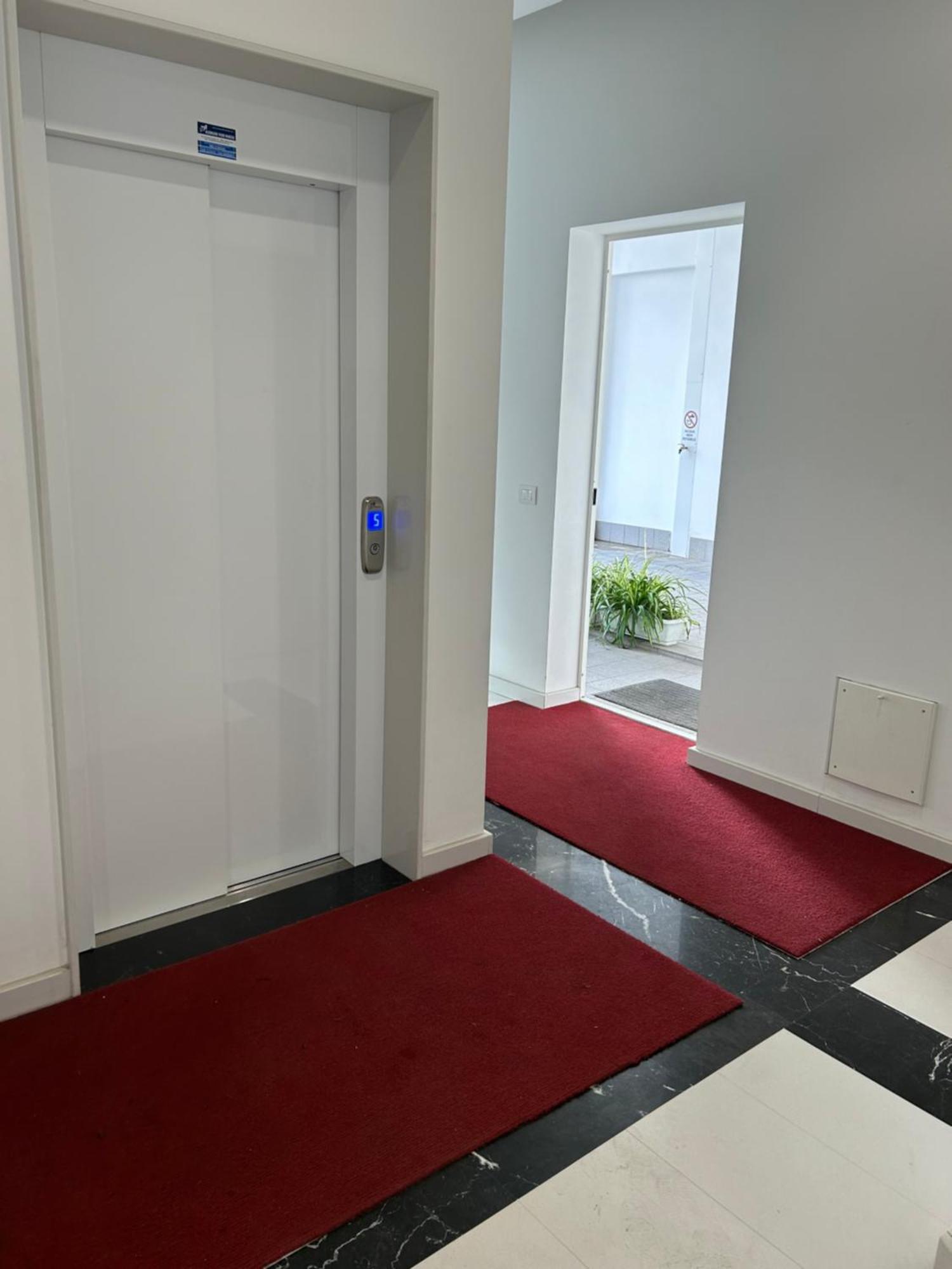 Central Modern Studio Bari Apartment ภายนอก รูปภาพ